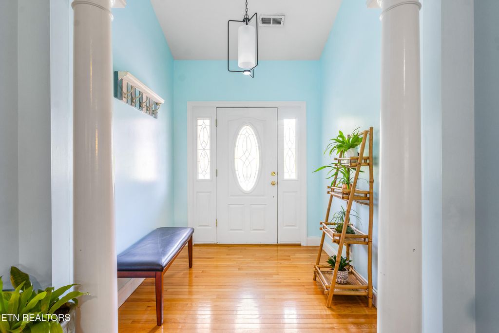 Photo of 7924 Cedar Stone Lane, Powell, TN 37849 (MLS # 1304253)