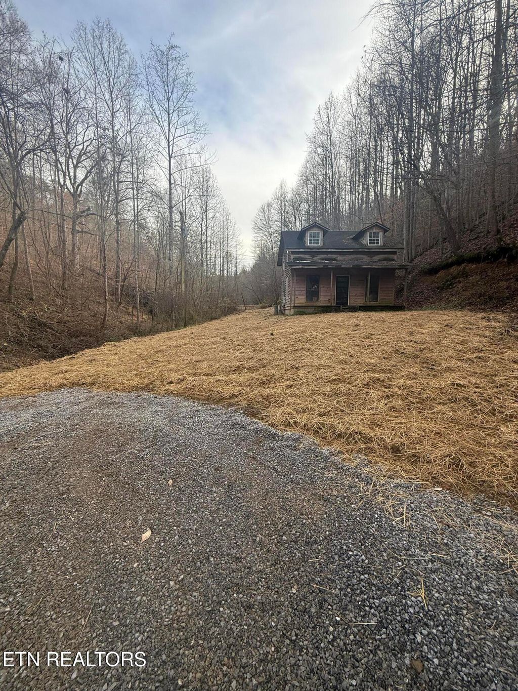 Photo of 3539 Woodgrove Lane, Maryville, TN 37803 (MLS # 1325016)