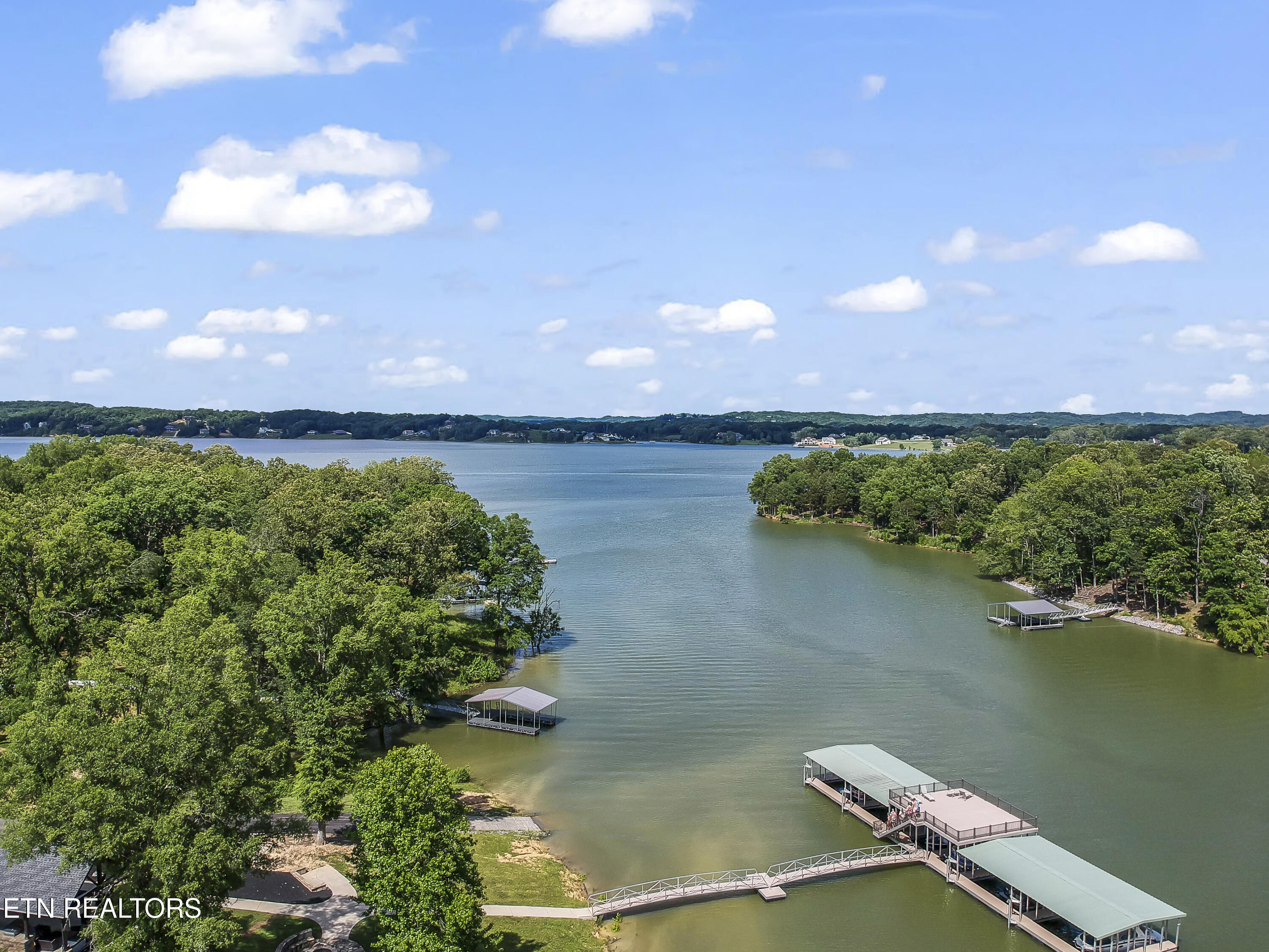 2 Parcels Deerwood Drive