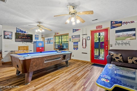 Tiny photo for 1660 Raccoon Den Way, Sevierville, TN 37862 (MLS # 1357489)