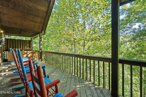 Tiny photo for 1660 Raccoon Den Way, Sevierville, TN 37862 (MLS # 1357489)