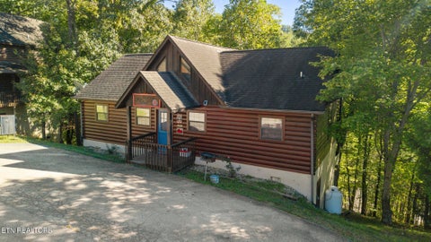Tiny photo for 1660 Raccoon Den Way, Sevierville, TN 37862 (MLS # 1357489)