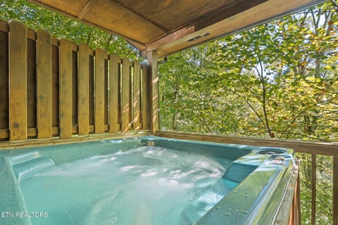 Tiny photo for 1660 Raccoon Den Way, Sevierville, TN 37862 (MLS # 1357489)