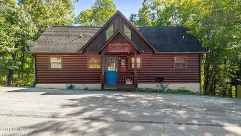 Tiny photo for 1660 Raccoon Den Way, Sevierville, TN 37862 (MLS # 1357489)