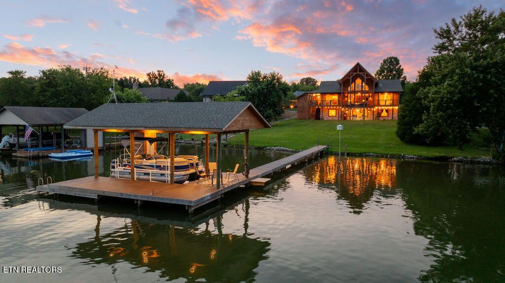 Photo of 1143 Kahite Tr, Vonore, TN 37885 (MLS # 1307323)