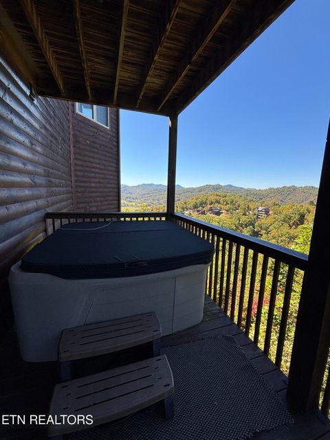 Tiny photo for 2498 Black Bear Ridge Way, Sevierville, TN 37862 (MLS # 1319195)