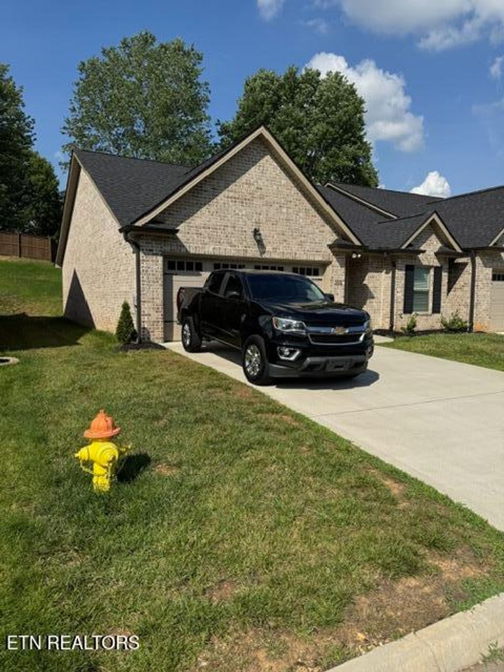 Photo of 5918 Knox Hill Way, Knoxville, TN 37912 (MLS # 1340583)