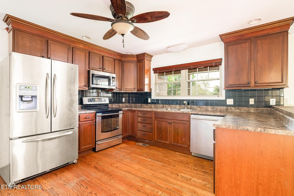 Photo of 7805 Luxmore Drive, Knoxville, TN 37919 (MLS # 1317299)