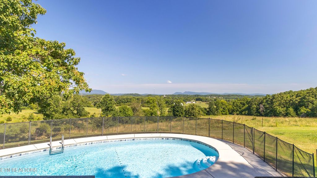 Photo of 2820 Vicksburg Lane, Strawberry Plains, TN 37871 (MLS # 1268692)