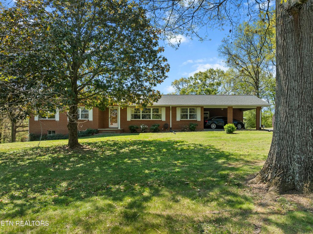 Photo of 148 Green Hill Drive, Vonore, TN 37885 (MLS # 1336421)