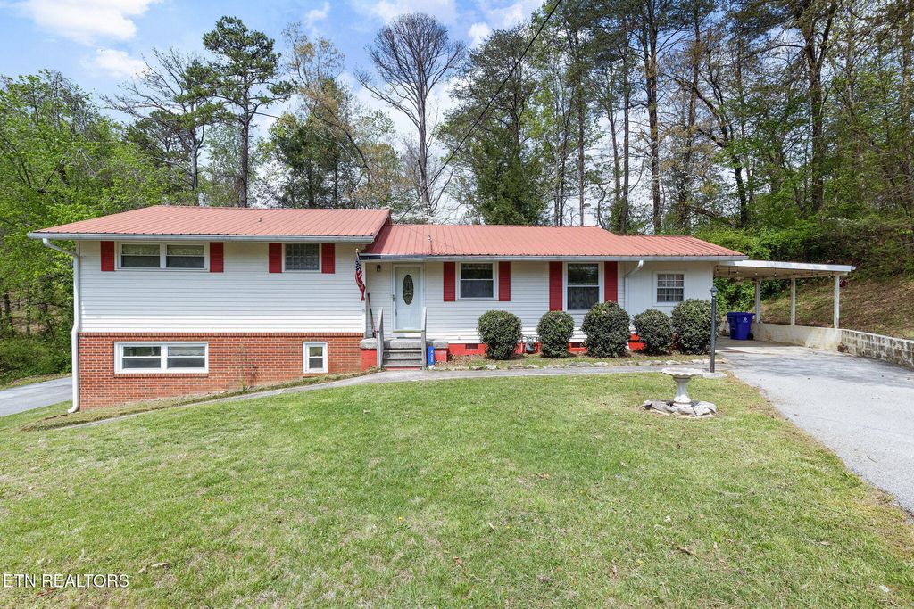 Photo of 408 White Oak Drive, Rockwood, TN 37854 (MLS # 1297041)