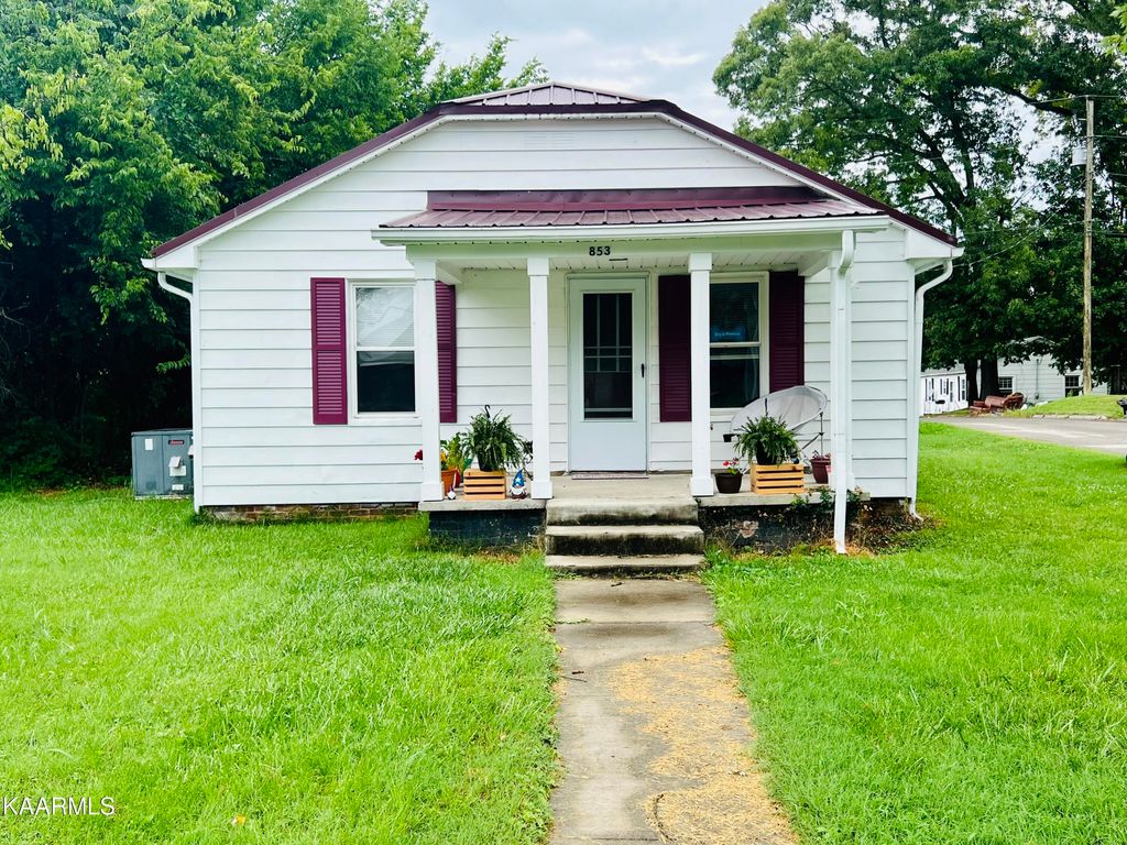 Photo of 853 Cedar St, Alcoa, TN 37701 (MLS # 1233467)
