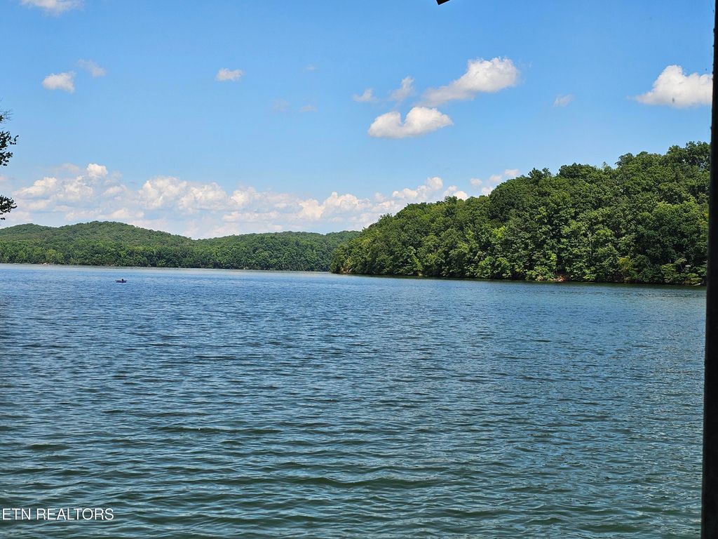 Photo of 625 Winton Chapel Rd, Rockwood, TN 37854 (MLS # 1307135)