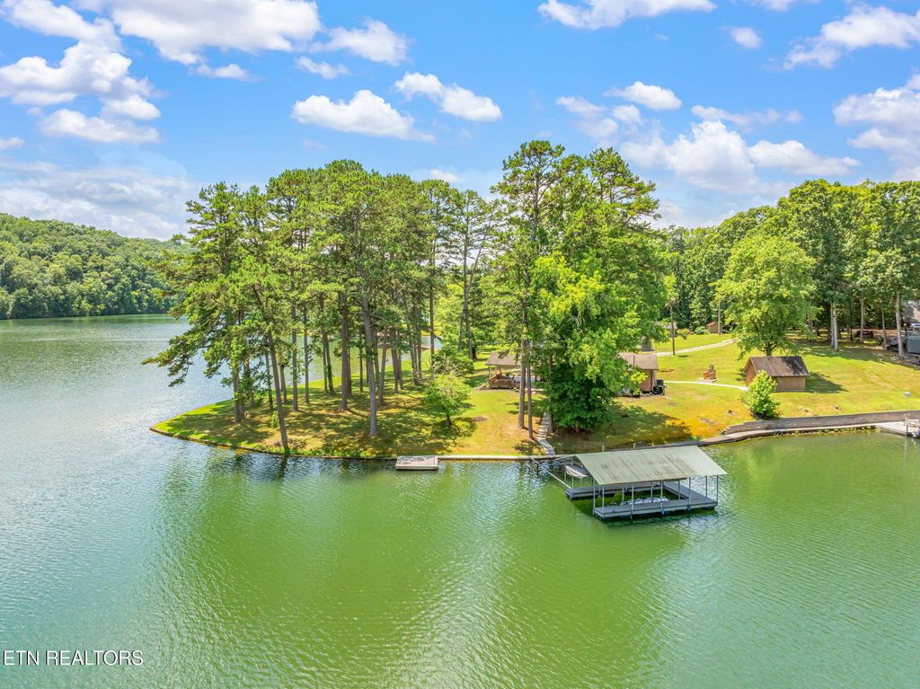 Photo of 625 Winton Chapel Rd, Rockwood, TN 37854 (MLS # 1307135)