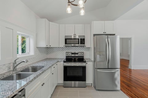Tiny photo for 2346 Woodbine Ave, Knoxville, TN 37917 (MLS # 1354949)