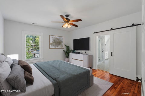 Tiny photo for 2346 Woodbine Ave, Knoxville, TN 37917 (MLS # 1354949)