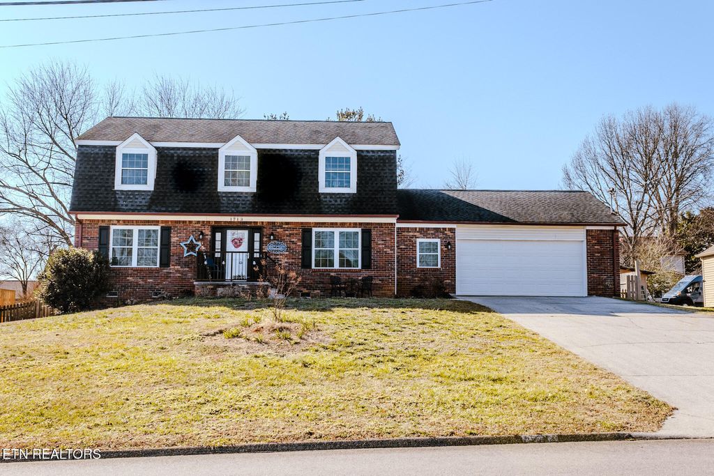 Photo of 1713 Wickersham Drive, Knoxville, TN 37922 (MLS # 1329877)