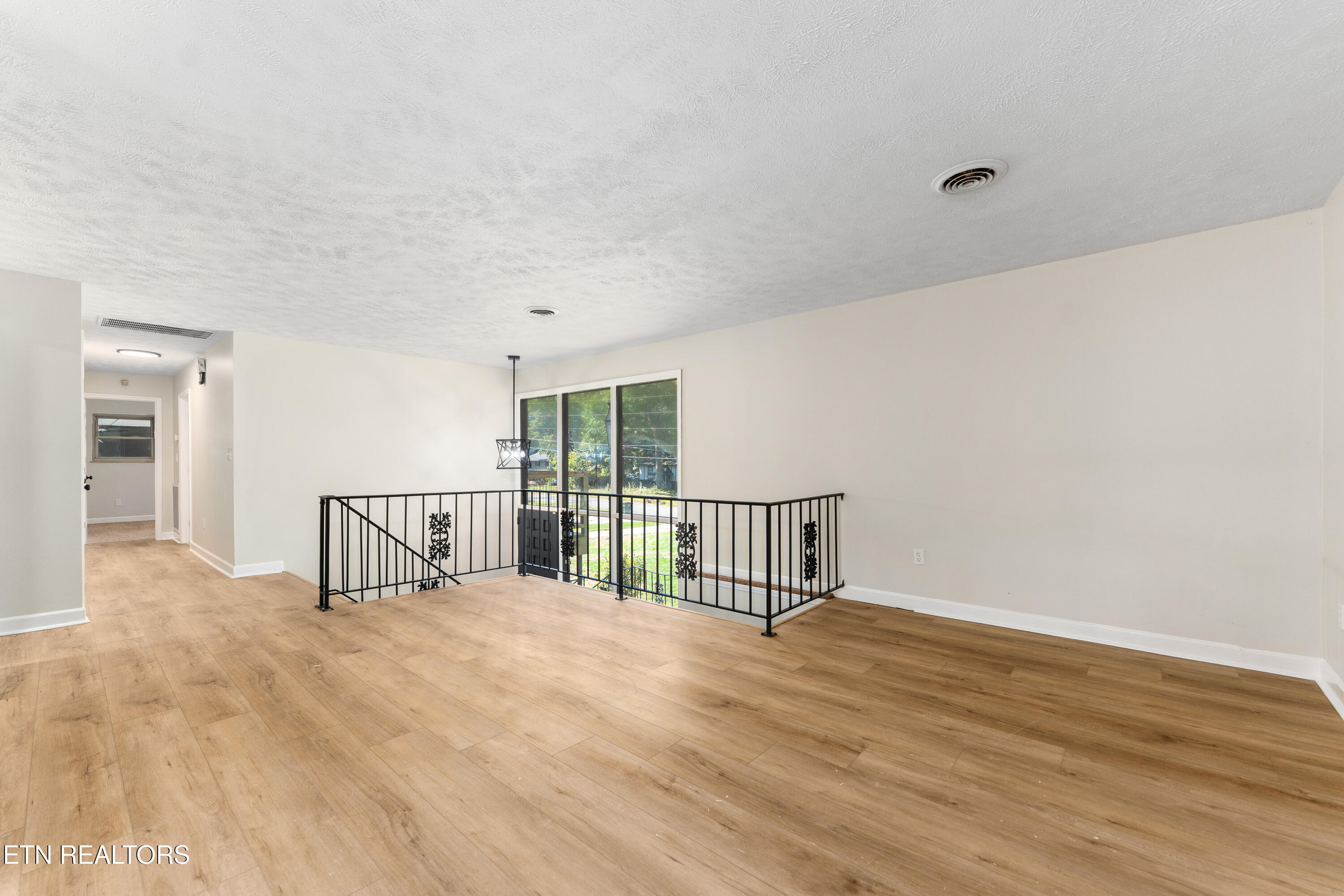 6163 Silver Fox Trail Tr