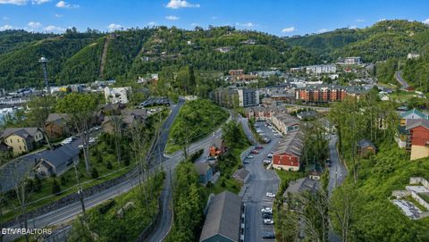 Tiny photo for 322 Circle Drive, Gatlinburg, TN 37738 (MLS # 1326710)