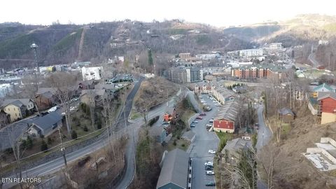 Tiny photo for 322 Circle Drive, Gatlinburg, TN 37738 (MLS # 1326710)