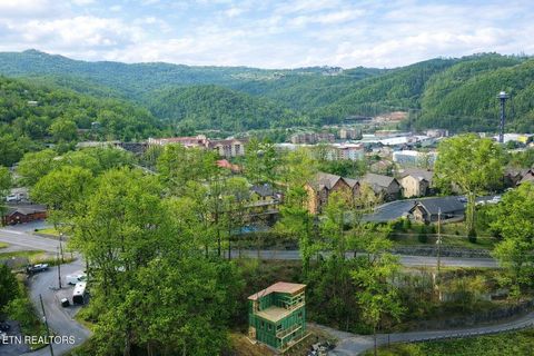 Tiny photo for 322 Circle Drive, Gatlinburg, TN 37738 (MLS # 1326710)