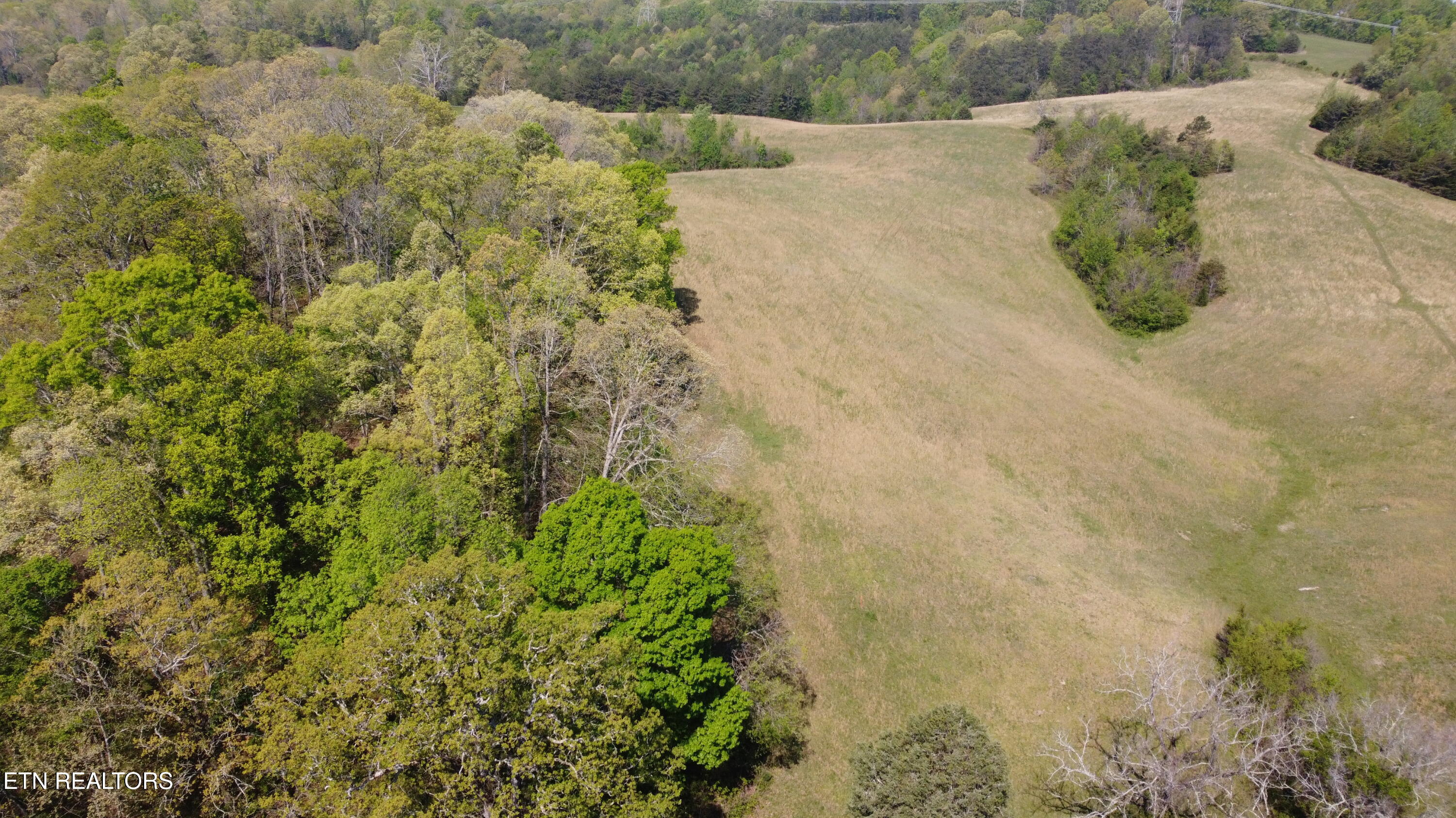 Mans Hollow Rd