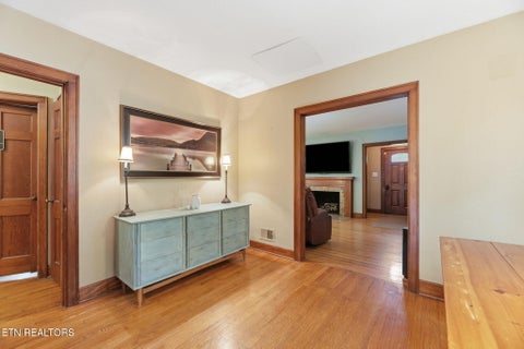 Tiny photo for 611 S Charles G Seivers Blvd, Clinton, TN 37716 (MLS # 1345627)