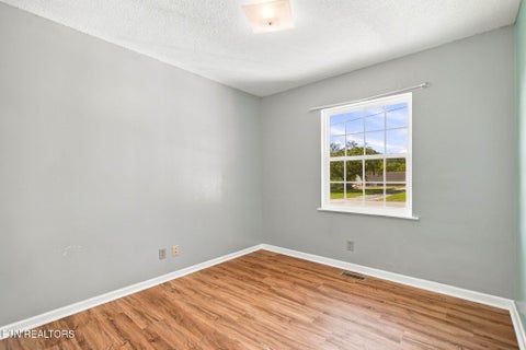 Tiny photo for 326 Grady Rd, Etowah, TN 37331 (MLS # 1359462)