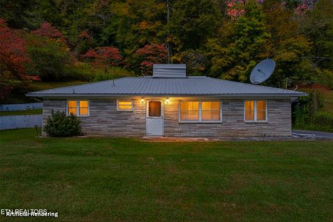 1435 TN-33 Tazewell TN 37879