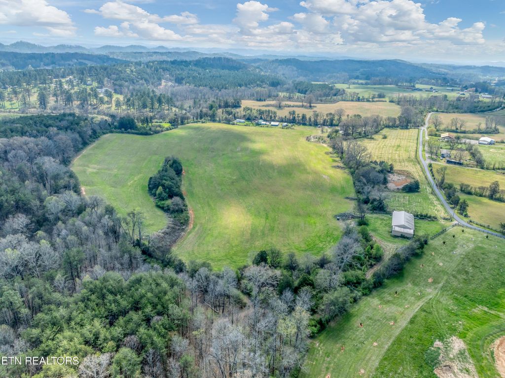 Photo of 1220 Floyd Walker Rd #TRACT 2, Maryville, TN 37801 (MLS # 1336301)