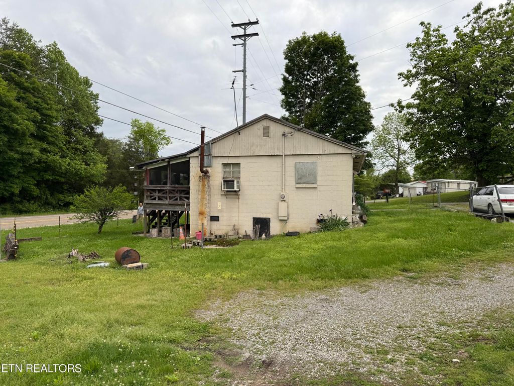 Photo of 102 Rostron Lane, Clinton, TN 37716 (MLS # 1299952)