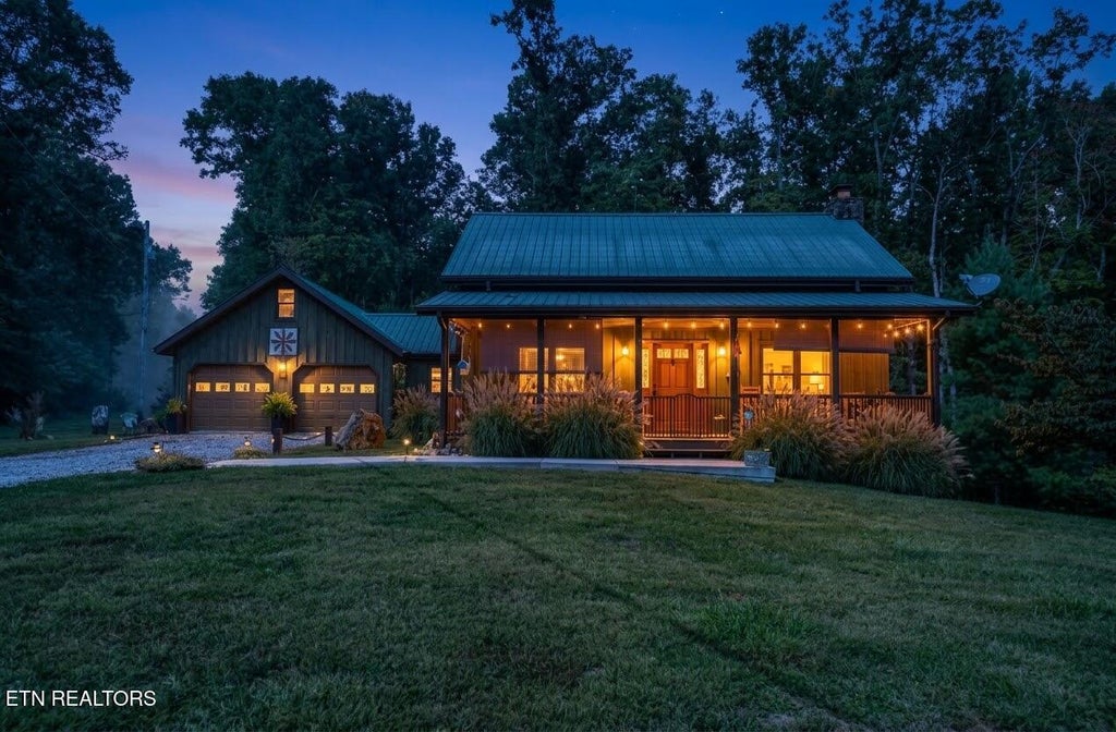 Photo of 4959 Grave Hill Rd, Oneida, TN 37841 (MLS # 1358041)