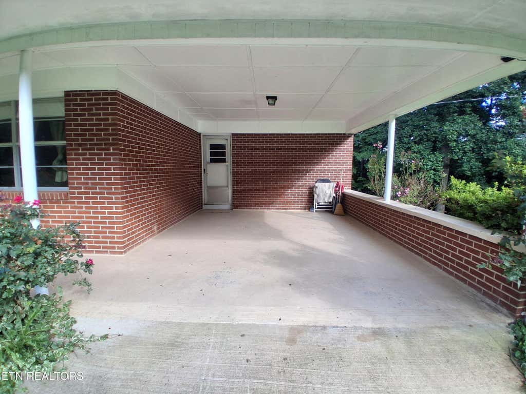 Photo of 291 Evans Ridge Rd, Speedwell, TN 37870 (MLS # 1350445)