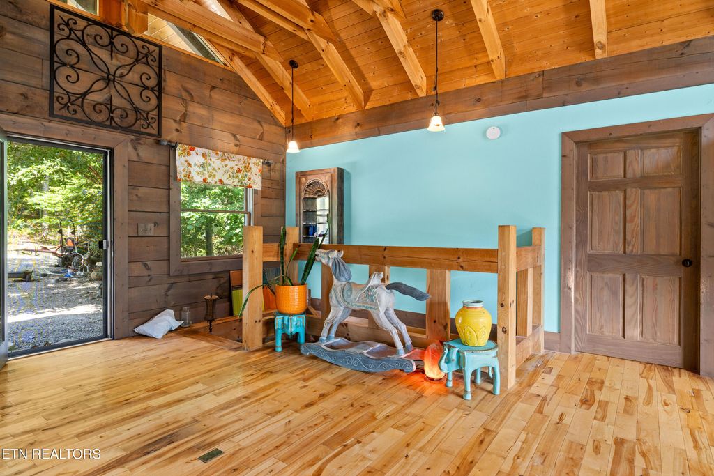 Photo of 575 Ironsburg Rd. Rd, Tellico Plains, TN 37385 (MLS # 1315544)