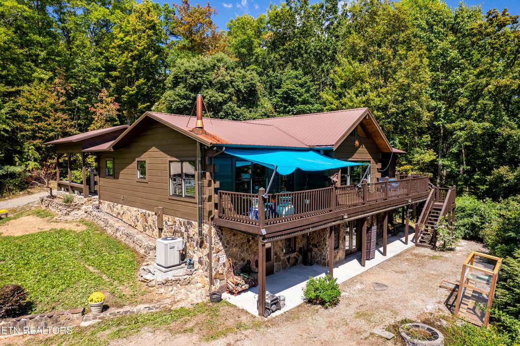 Photo of 575 Ironsburg Rd. Rd, Tellico Plains, TN 37385 (MLS # 1315544)