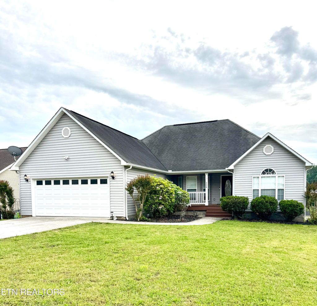 Photo of 208 Cornerstone Circle, Clinton, TN 37716 (MLS # 1300202)