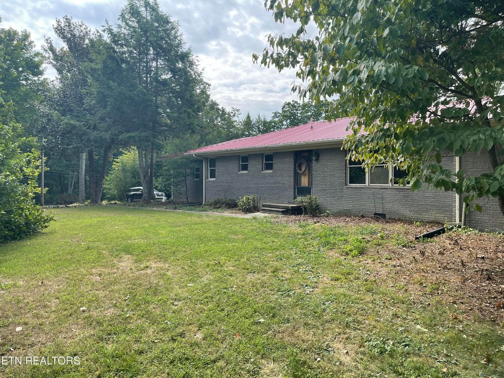 Photo of 78 Baisley Lane, Crossville, TN 38572 (MLS # 1289784)