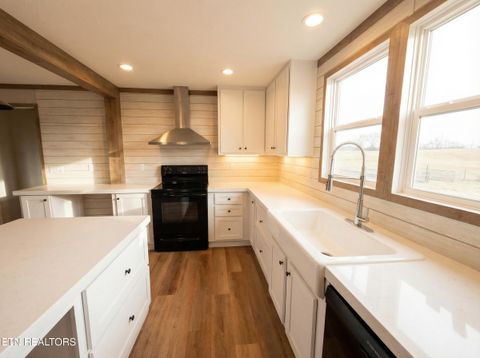 Tiny photo for 611 Towers Drive, Dandridge, TN 37725 (MLS # 1328095)