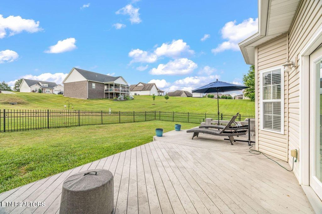 Photo of 824 Commonwealth Ave, Strawberry Plains, TN 37871 (MLS # 1308228)