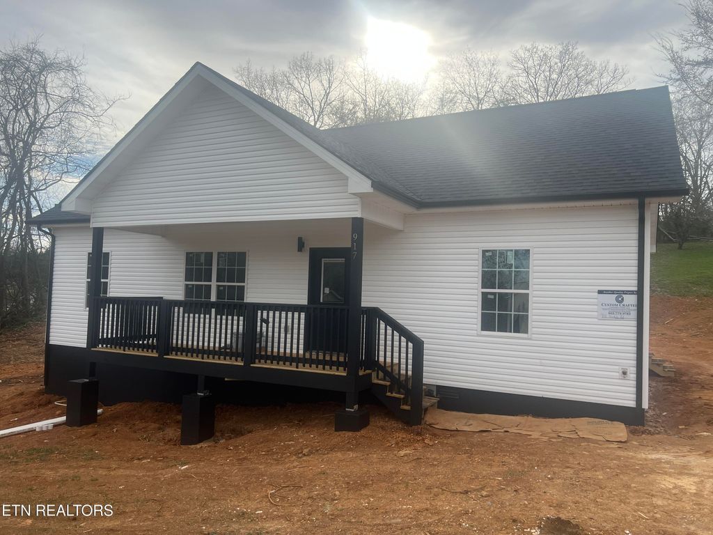Photo of 917 Nichols Rd, Dandridge, TN 37725 (MLS # 1326015)