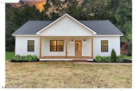 Photo of 917 Nichols Rd, Dandridge, TN 37725 (MLS # 1326015)