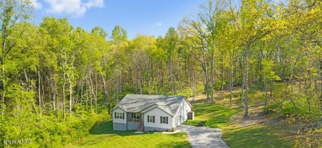 Photo of 6230 Keck Rd, Knoxville, TN 37912 (MLS # 1335803)