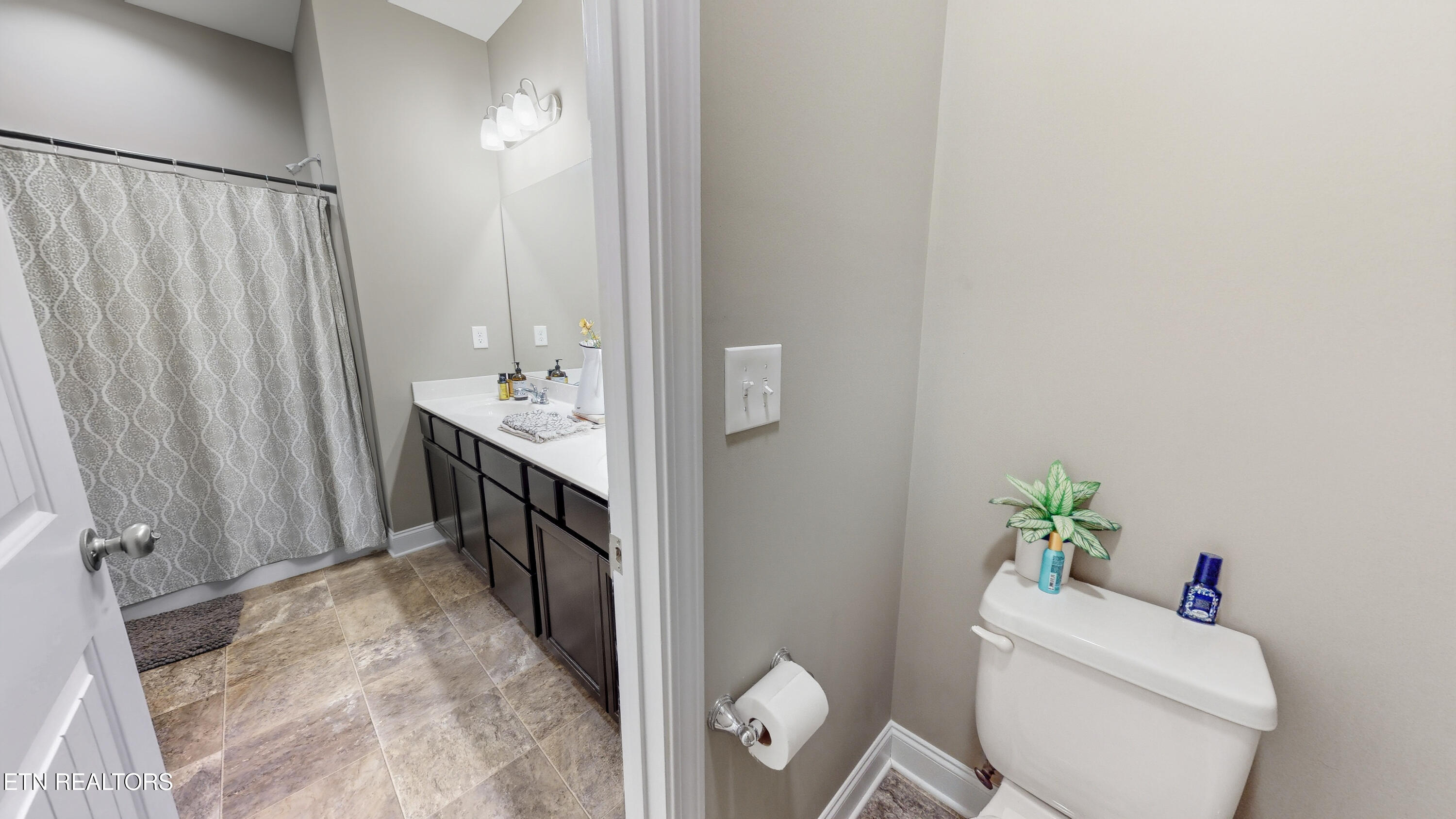 101 W Rarity Ridge Parkway