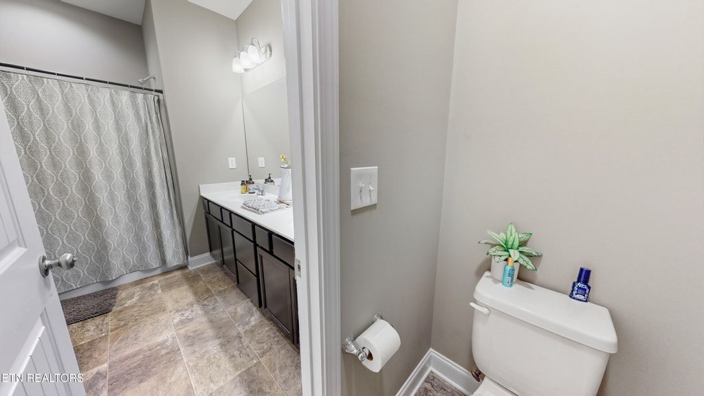 Photo of 101 W Rarity Ridge Parkway Pkwy, Oak Ridge, TN 37830 (MLS # 1320689)