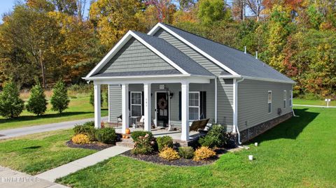 Photo of 101 W Rarity Ridge Parkway Pkwy, Oak Ridge, TN 37830 (MLS # 1320689)