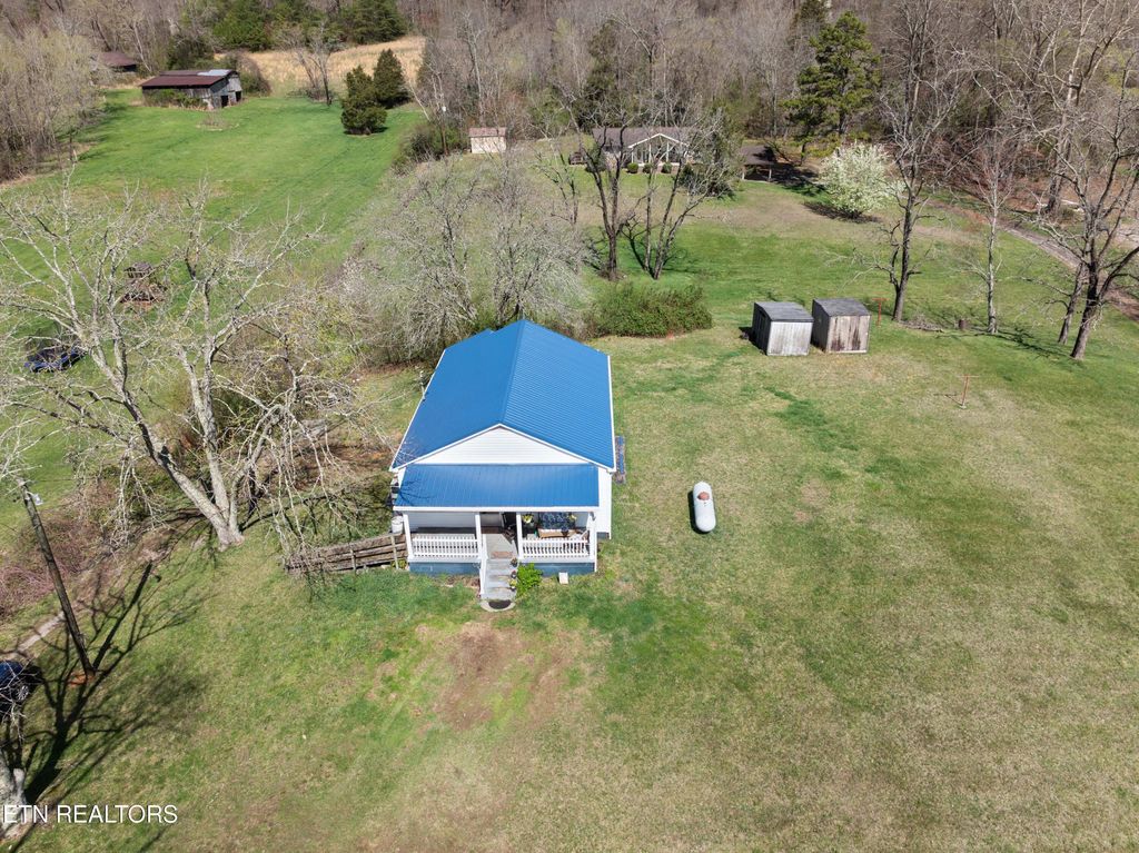 Photo of 385 Hubbs Grove Rd, Maynardville, TN 37807 (MLS # 1332715)