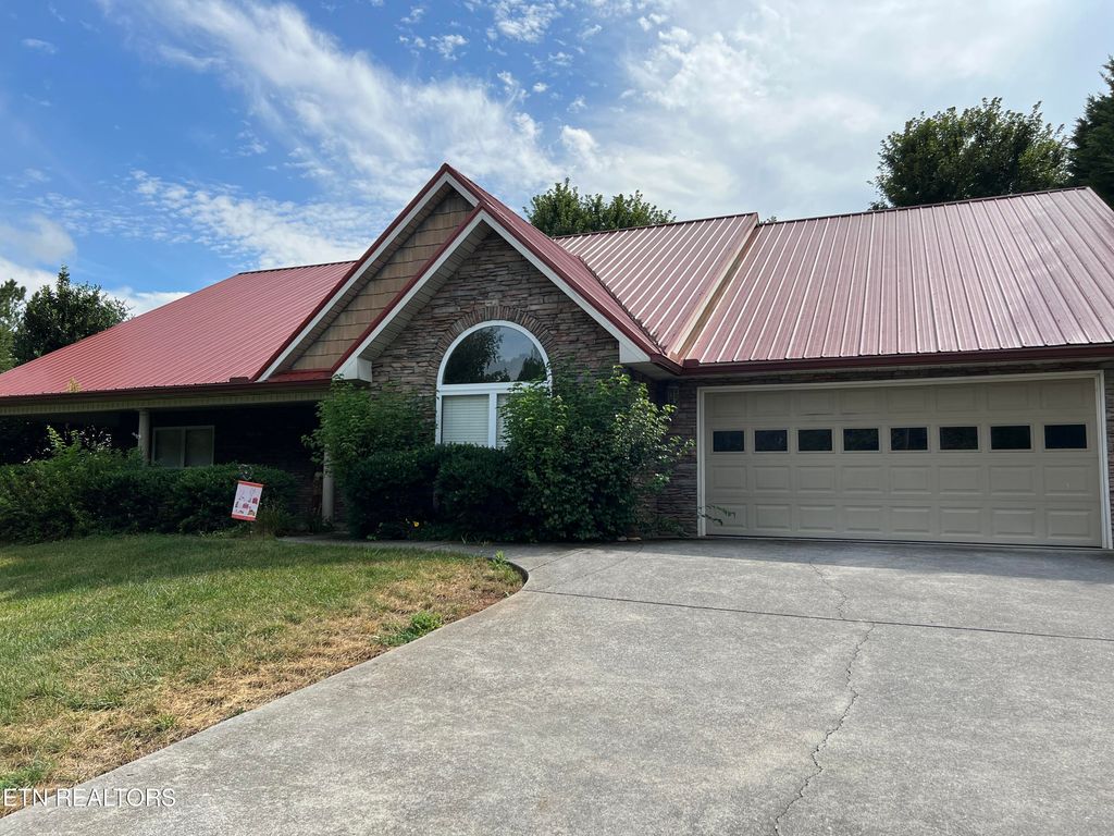 Photo of 3039 Johnston Rd, Louisville, TN 37777 (MLS # 1238104)