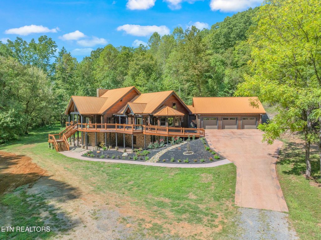 Photo of 1035 Porterfield Gap Rd, Seymour, TN 37865 (MLS # 1317130)