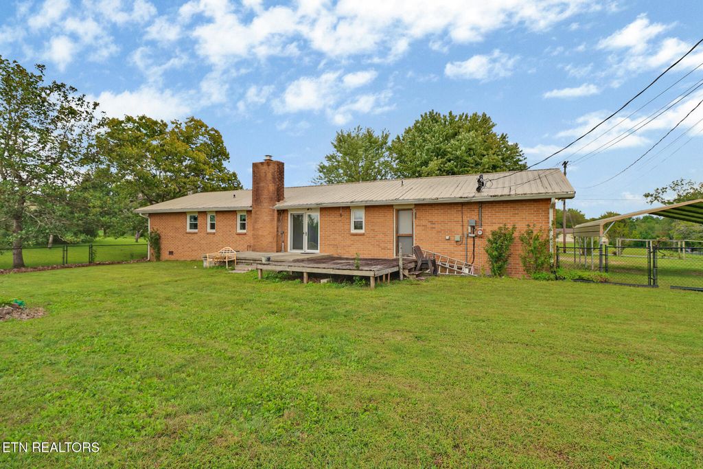 Photo of 245 Crestview Drive, Crossville, TN 38555 (MLS # 1314907)