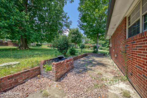 Tiny photo for 315 Berger St, Athens, TN 37303 (MLS # 1348018)